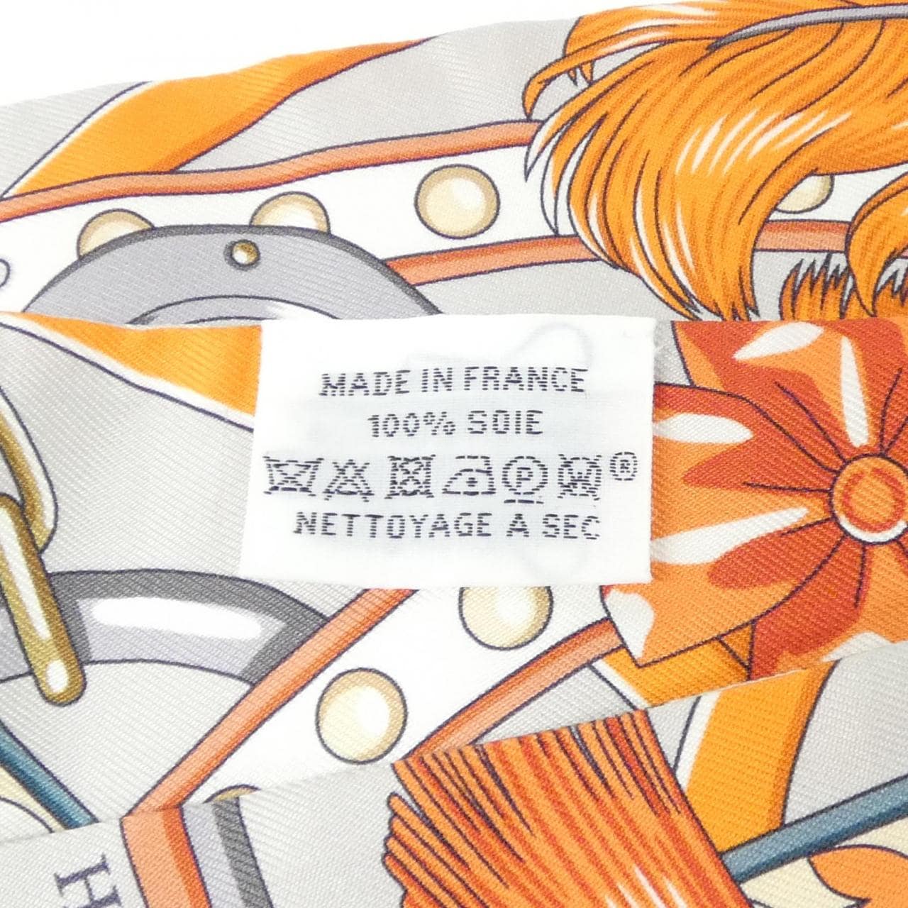 エルメス HARNAIS DE COEUR ツイリー 064090S スカーフ