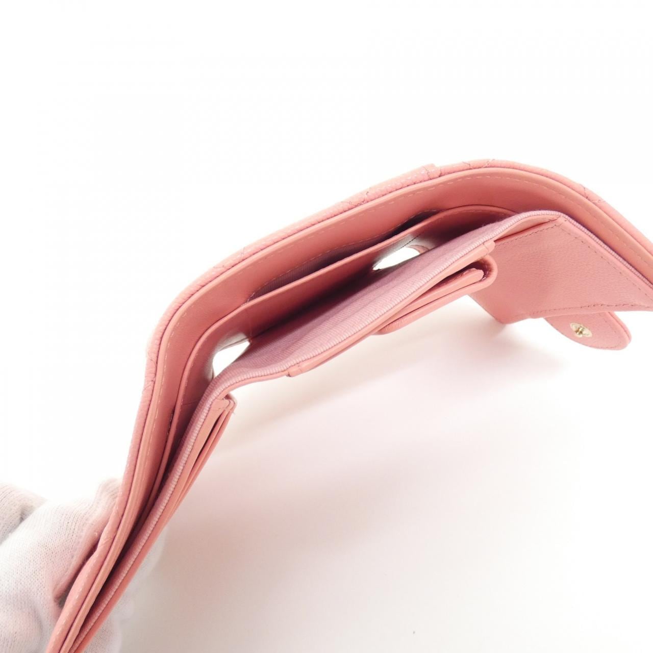 【未使用品】シャネル タイムレスクラシック ライン AP0229 財布