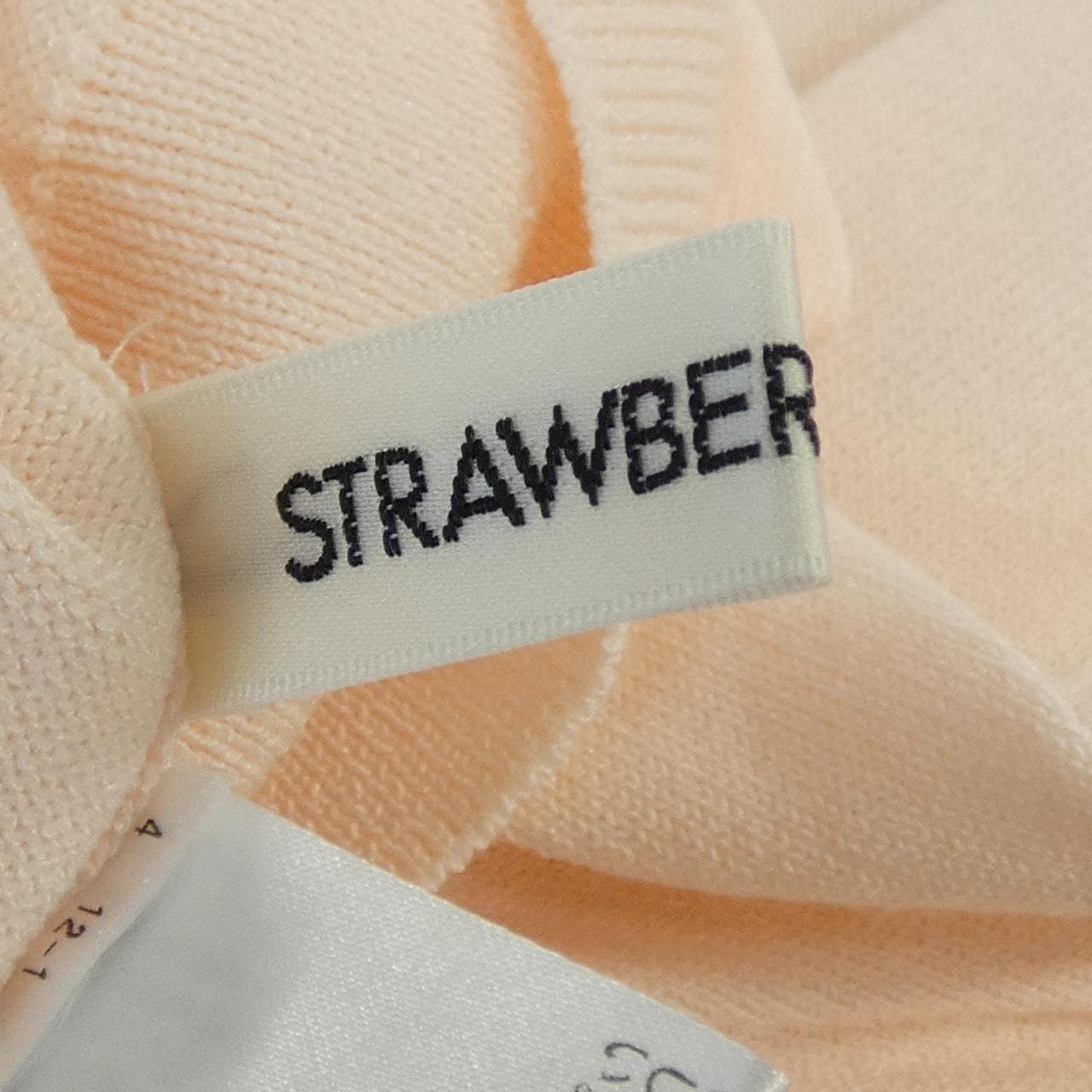 ストロベリーフィールズ STRAWBERRY FIELDS ニット