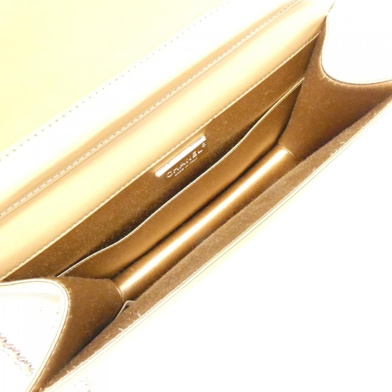 シャネル ショルダーバッグ