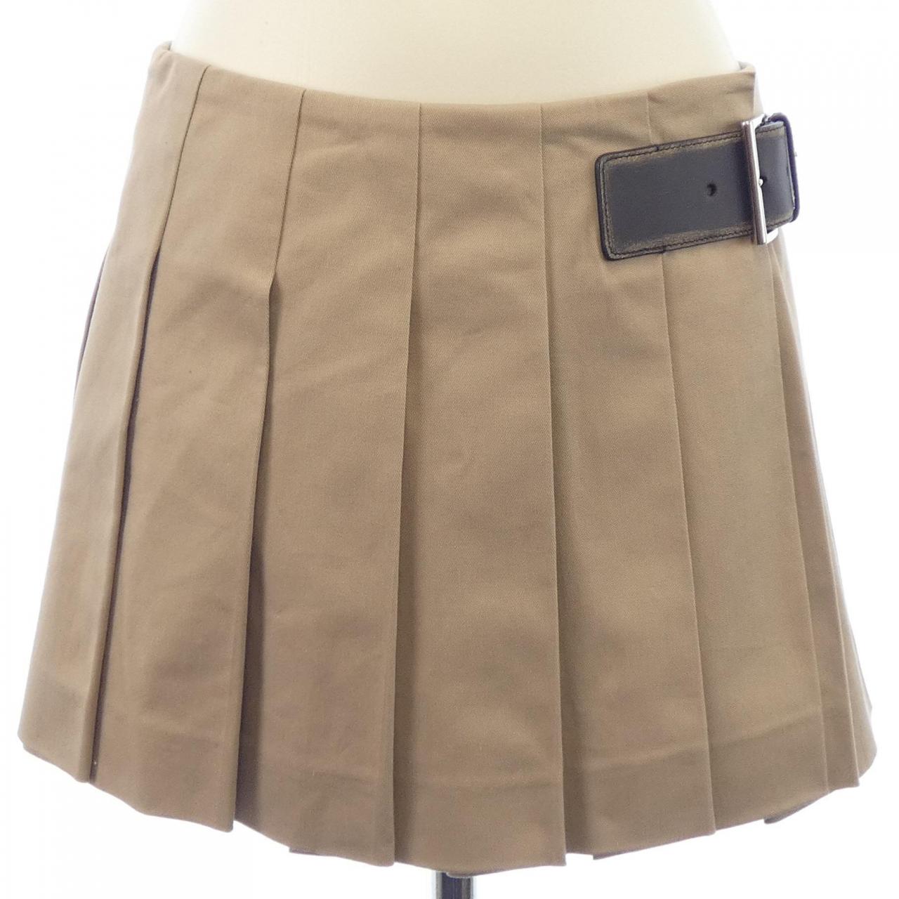 プラダ PRADA トライアングルロゴ P123UE S221 108I スカート