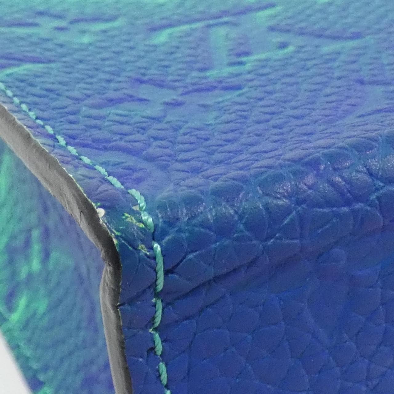 ルイヴィトン トリヨン イリュージョン サック プラXS M81221 ショルダーバッグ