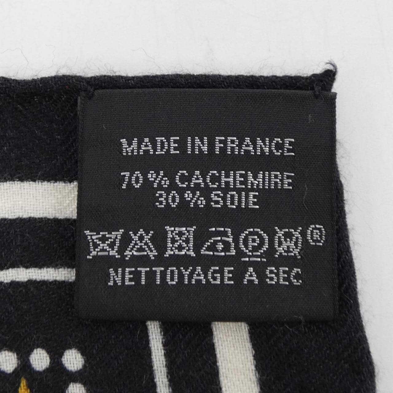 エルメス HERMES ZOUAVES ET DRAGONS BANDANA H244048S カレジェアン140 ショール