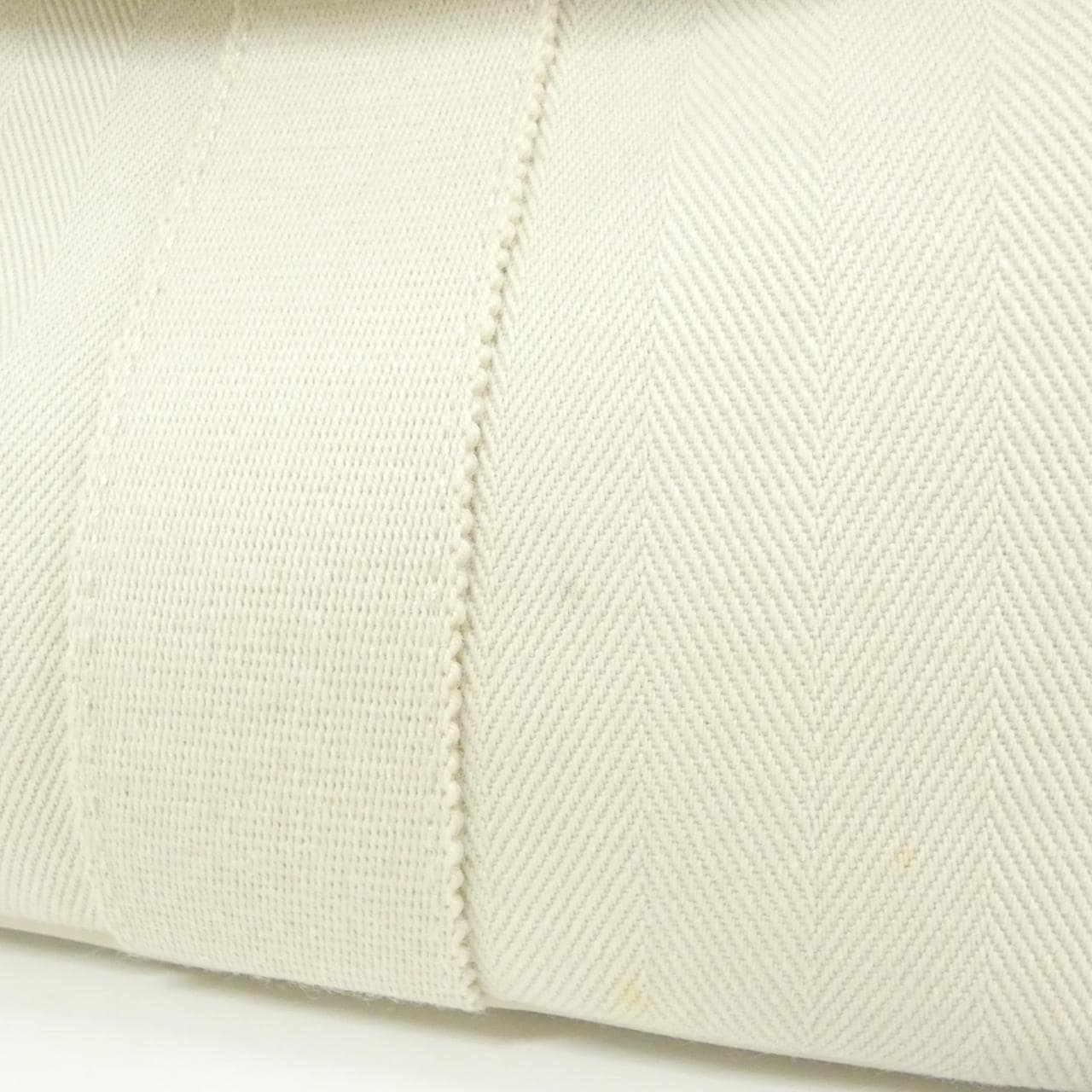 エルメス ヴァルパライソ PM 056119CK バッグ