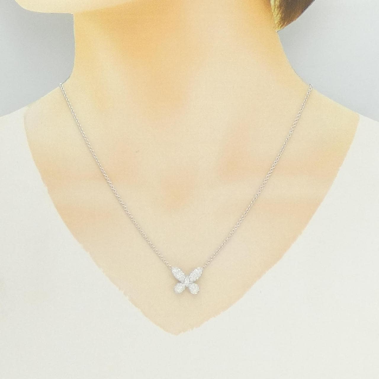 グラフ パヴェ バタフライ ミニ ネックレス