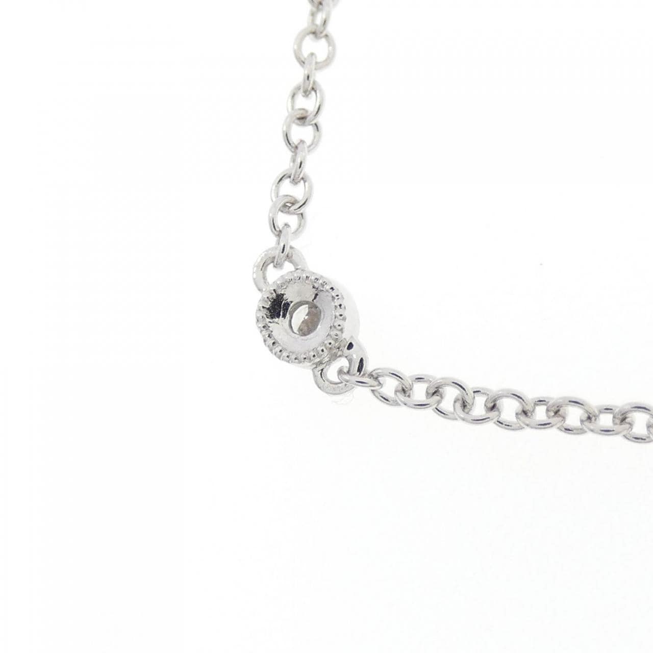 750WG Diamond necklace