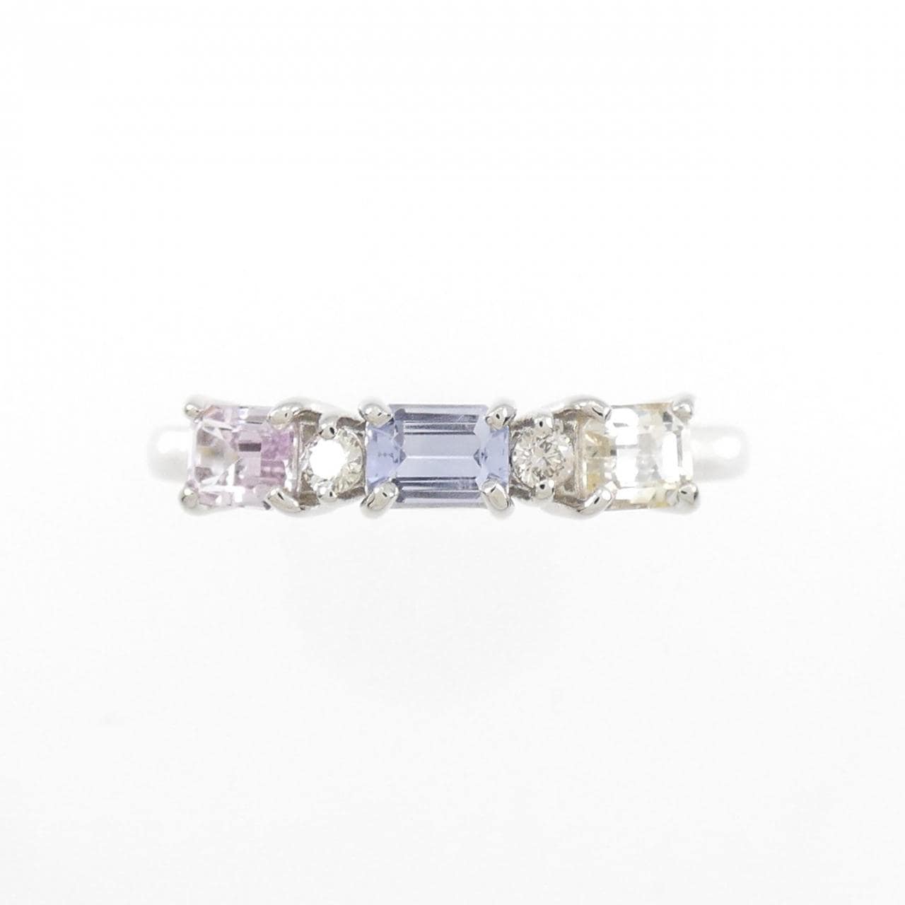 【新品】PT サファイヤ リング 0.69CT