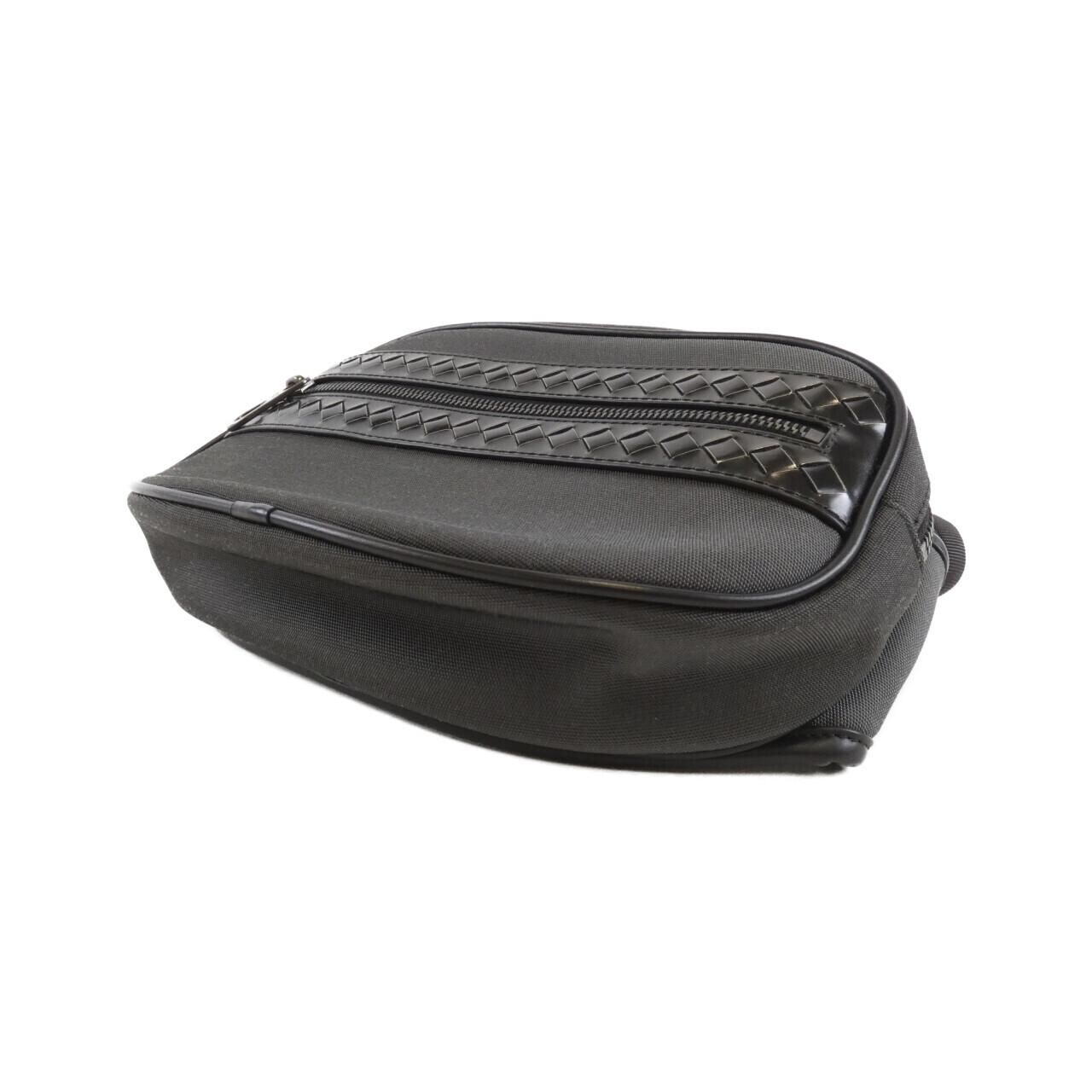 ボッテガヴェネタ 550850 VAYE9 ショルダーバッグ