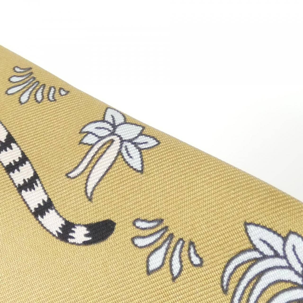 エルメス LES LEOPARDS シルキー ポケット 083771CK ポーチ