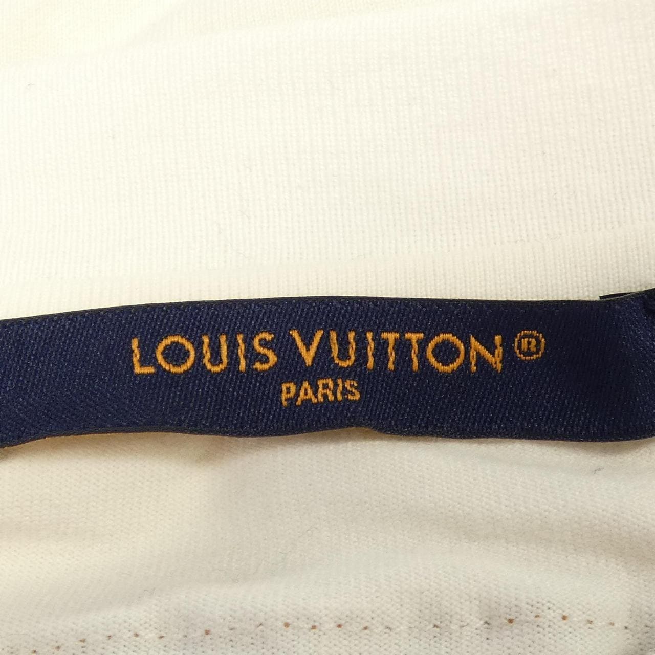 ルイヴィトン LOUIS VUITTON エンボスLVコットンTシャツ HNY55WDT3 Tシャツ
