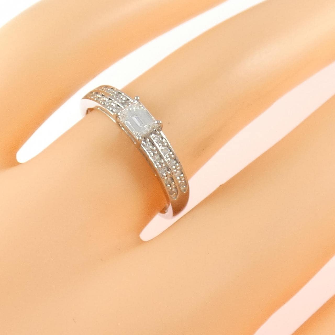PT900 ダイヤモンド リング 0.255CT