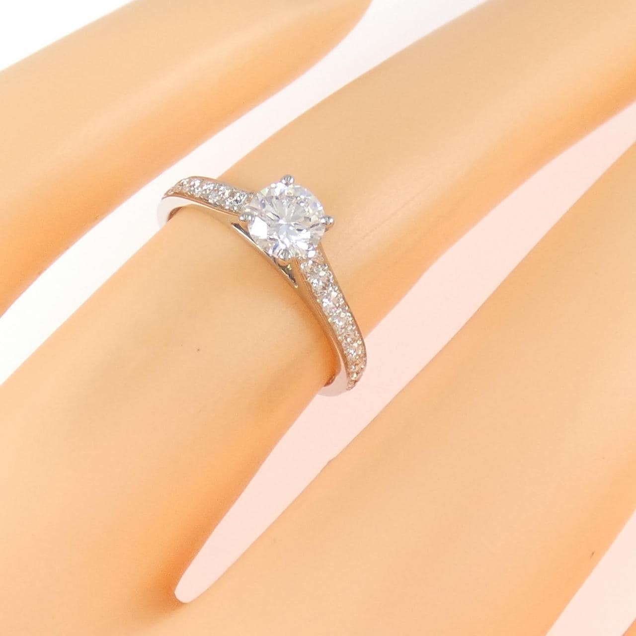 ヴァンクリーフ&アーペル ロマンス リング