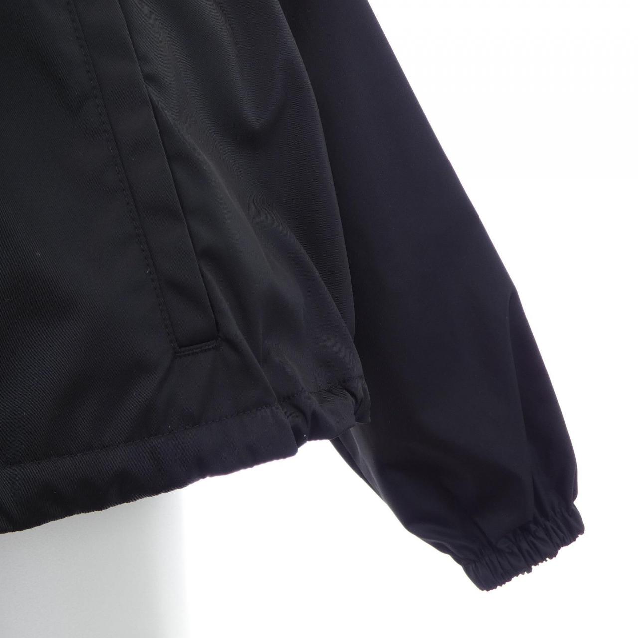 プラダ PRADA RE-NYLON クロップド ジャケット トライアングルロゴ 29X900 S202 1WQ8 ジャケット