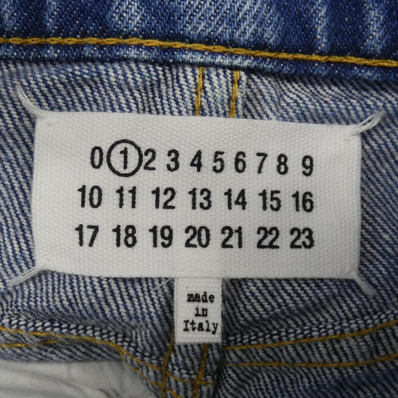 メゾンマルジェラ Maison Margiela ジーンズ