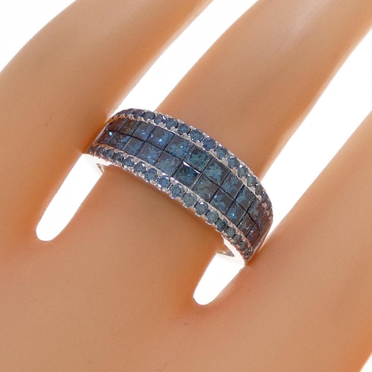 ジーエスティービー ダイヤモンド リング 1.60CT