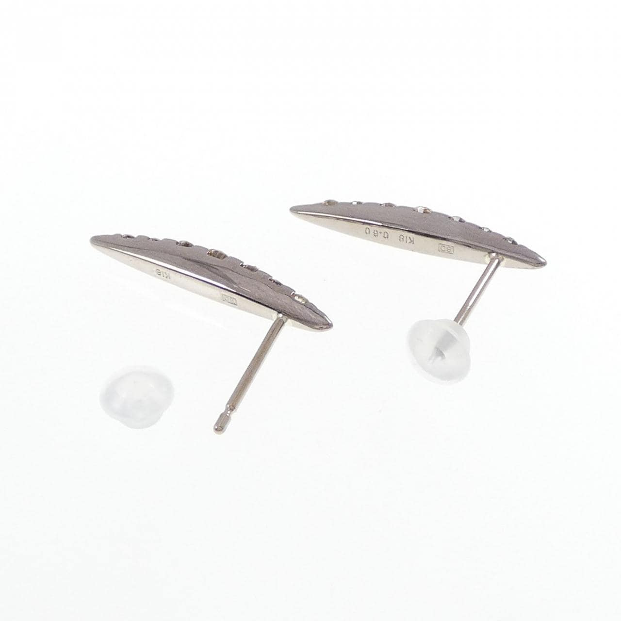 カシケイ ネイキッド ピアス 0.60CT