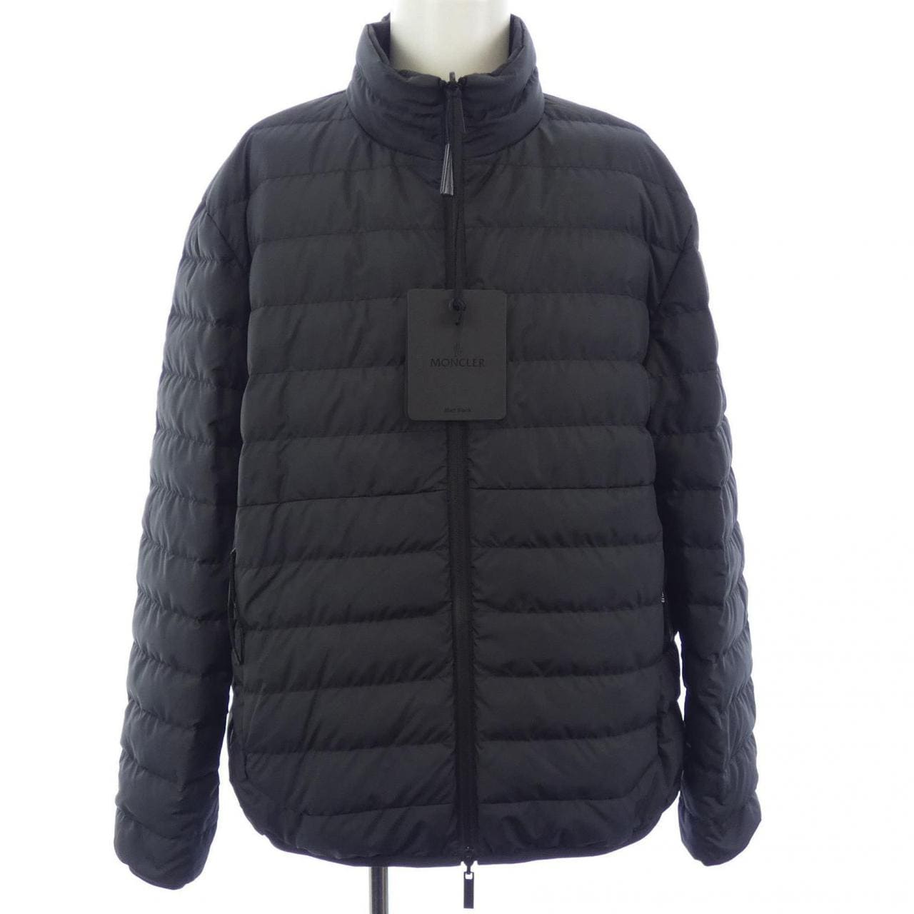 モンクレール MONCLER ダウンジャケット