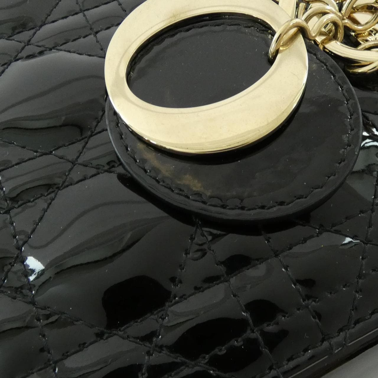 クリスチャンディオール レディ ディオール ミディアム M0565OWCB バッグ