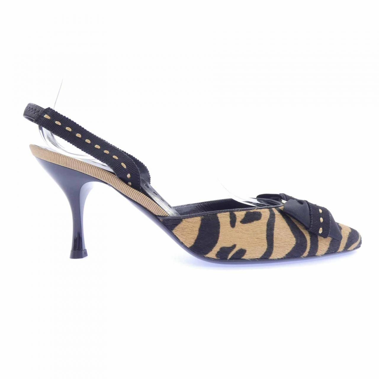 サルヴァトーレフェラガモ SALVATORE FERRAGAMO パンプス