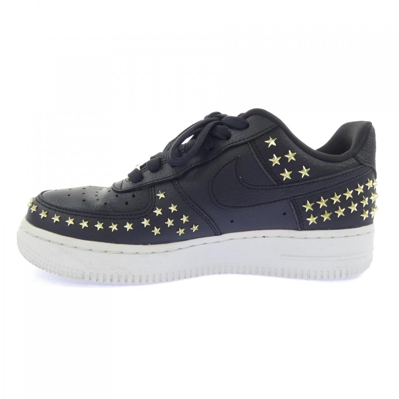 ナイキ NIKE AR0639-100 スニーカー