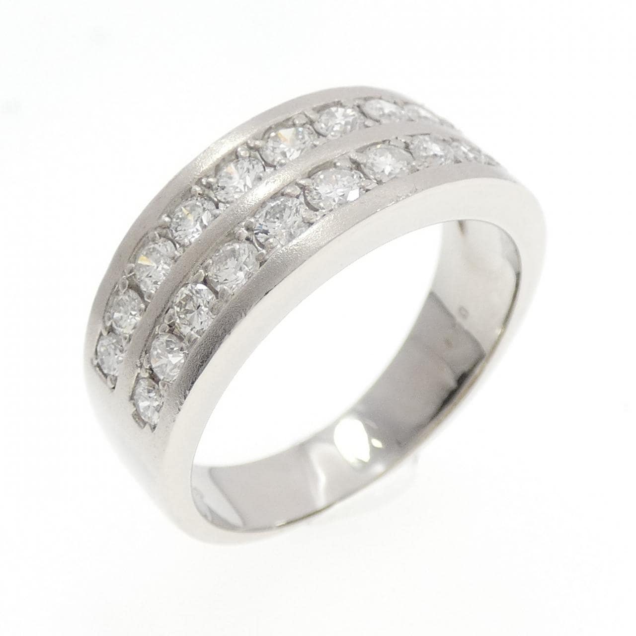 PT900 ダイヤモンド リング 1.00CT