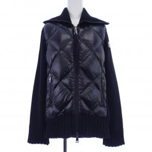 モンクレール MONCLER ダウンジャケット