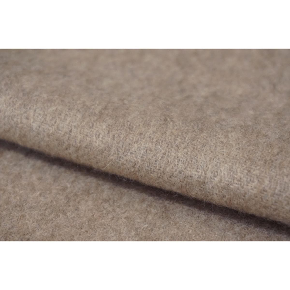 [新品] 披肩羊绒