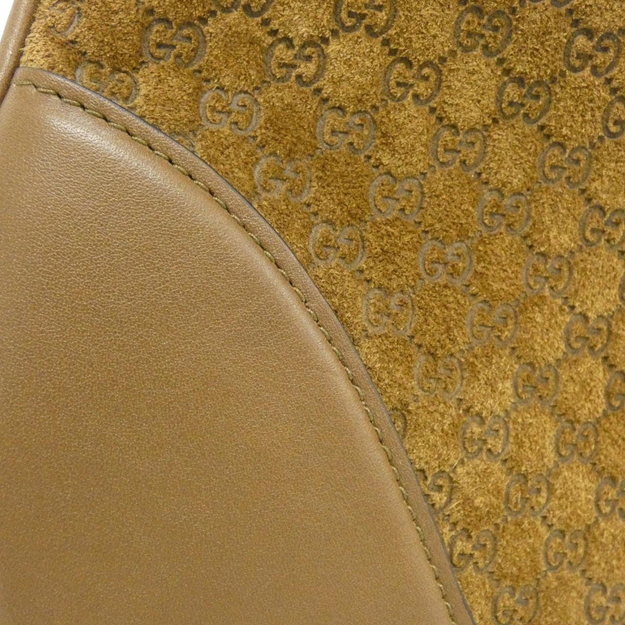 グッチ 815924 AAEE7 ショルダーバッグ