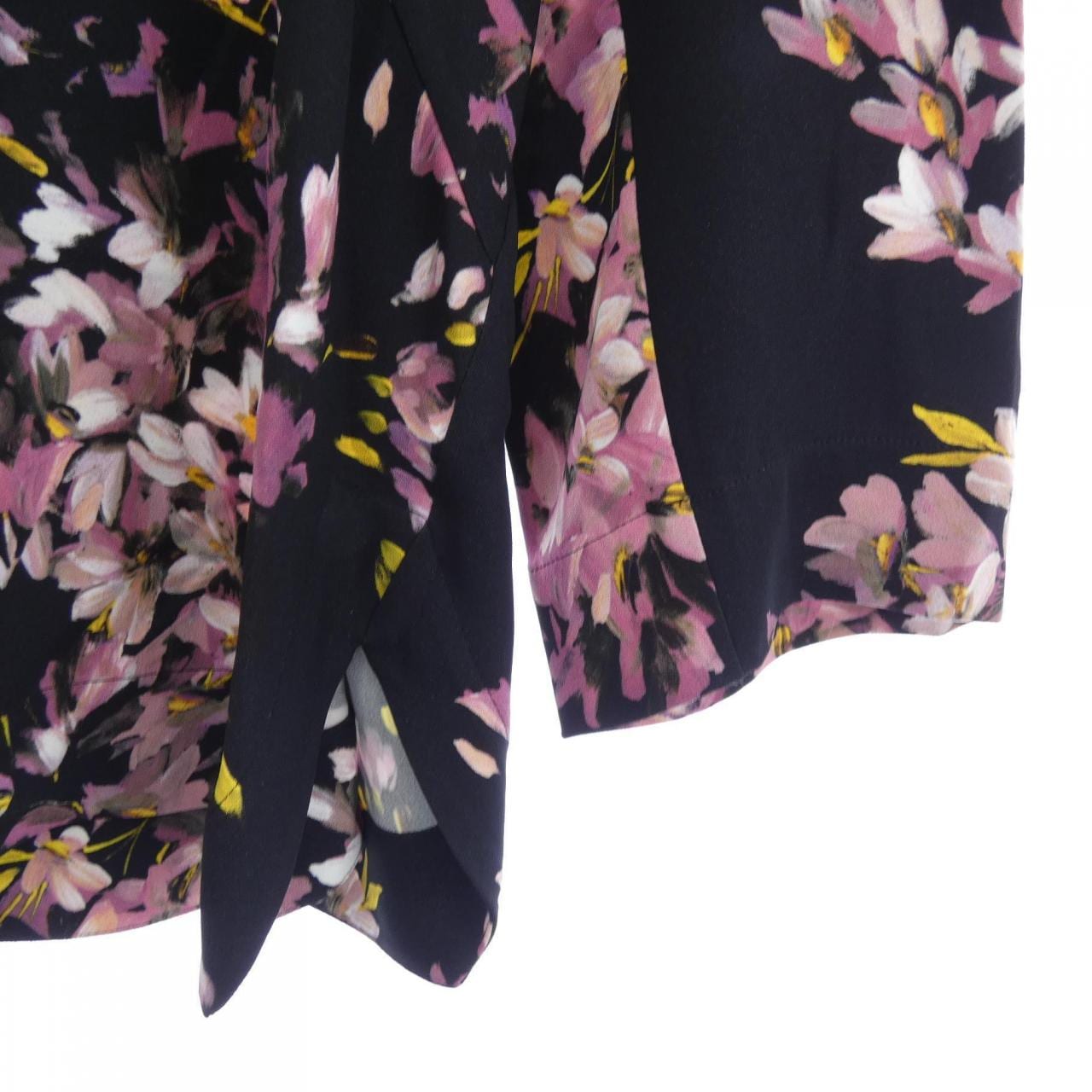 エスカーダ ESCADA トップス