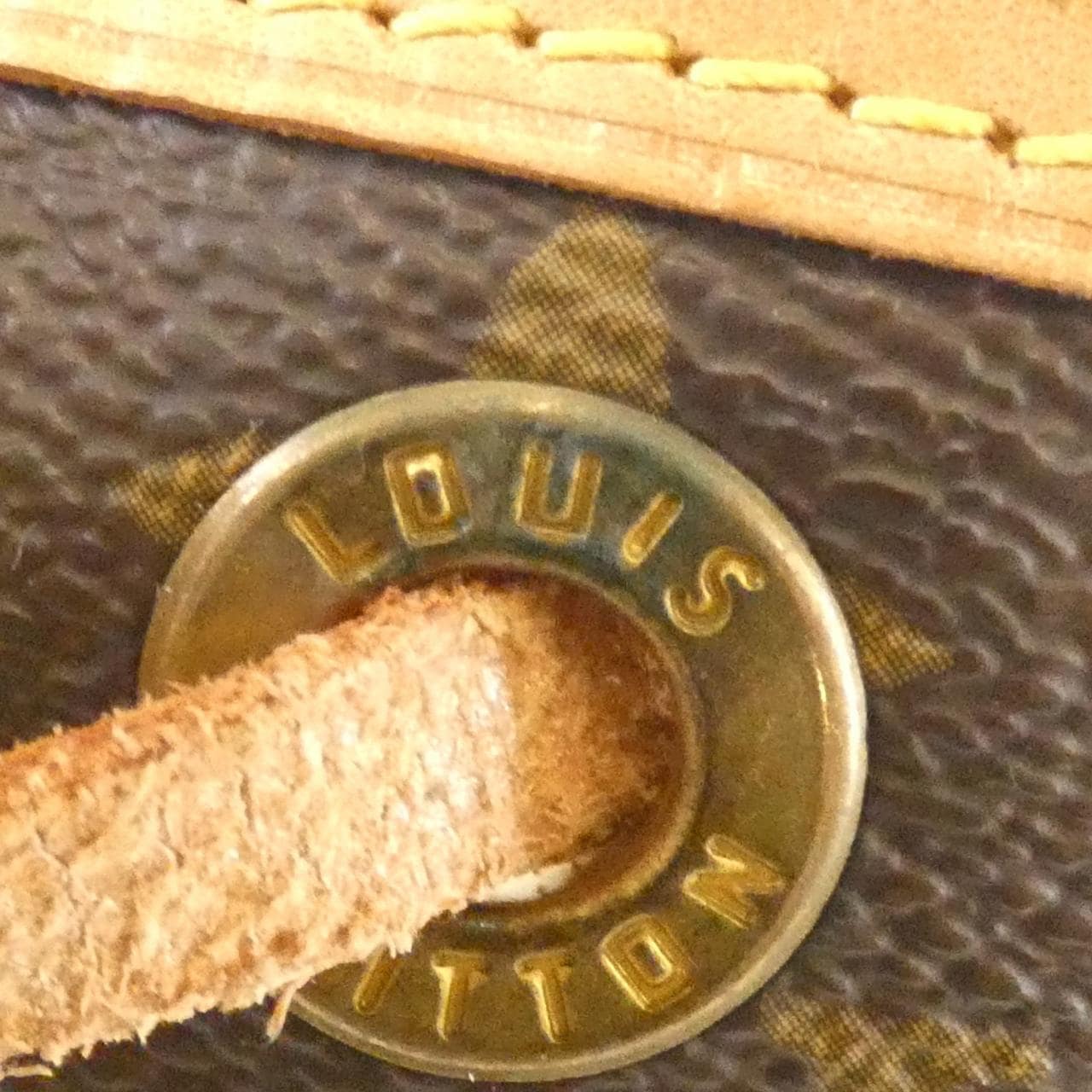 ルイヴィトン モノグラム プチ ノエ M42226 ショルダーバッグ