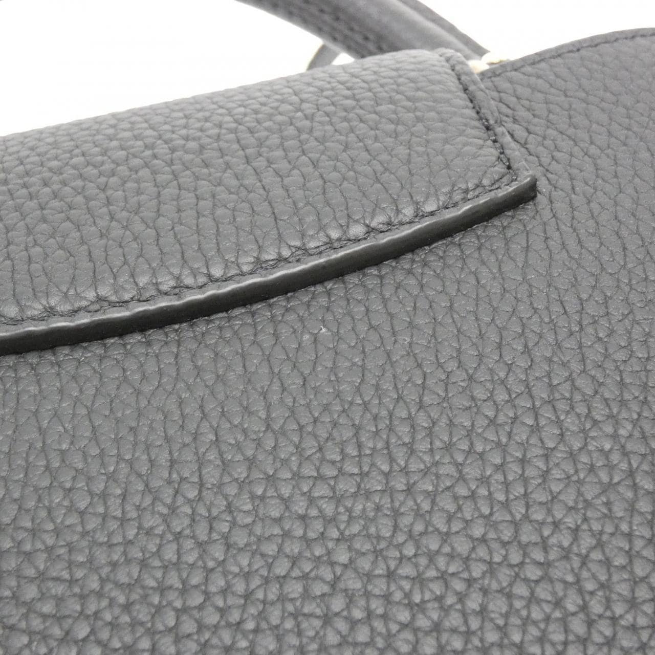 ルイヴィトン (LVコンフェッティ) カプシーヌBB M28197 バッグ