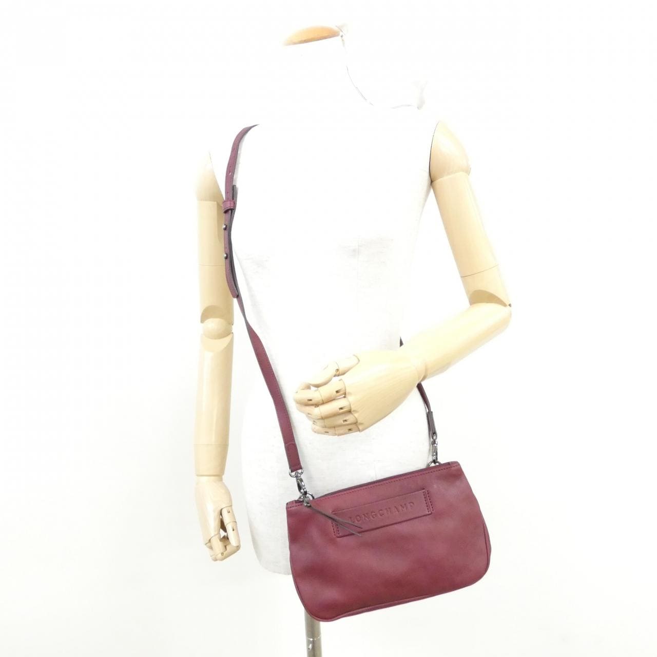 Longchamp 3d leather crossbody hot sale