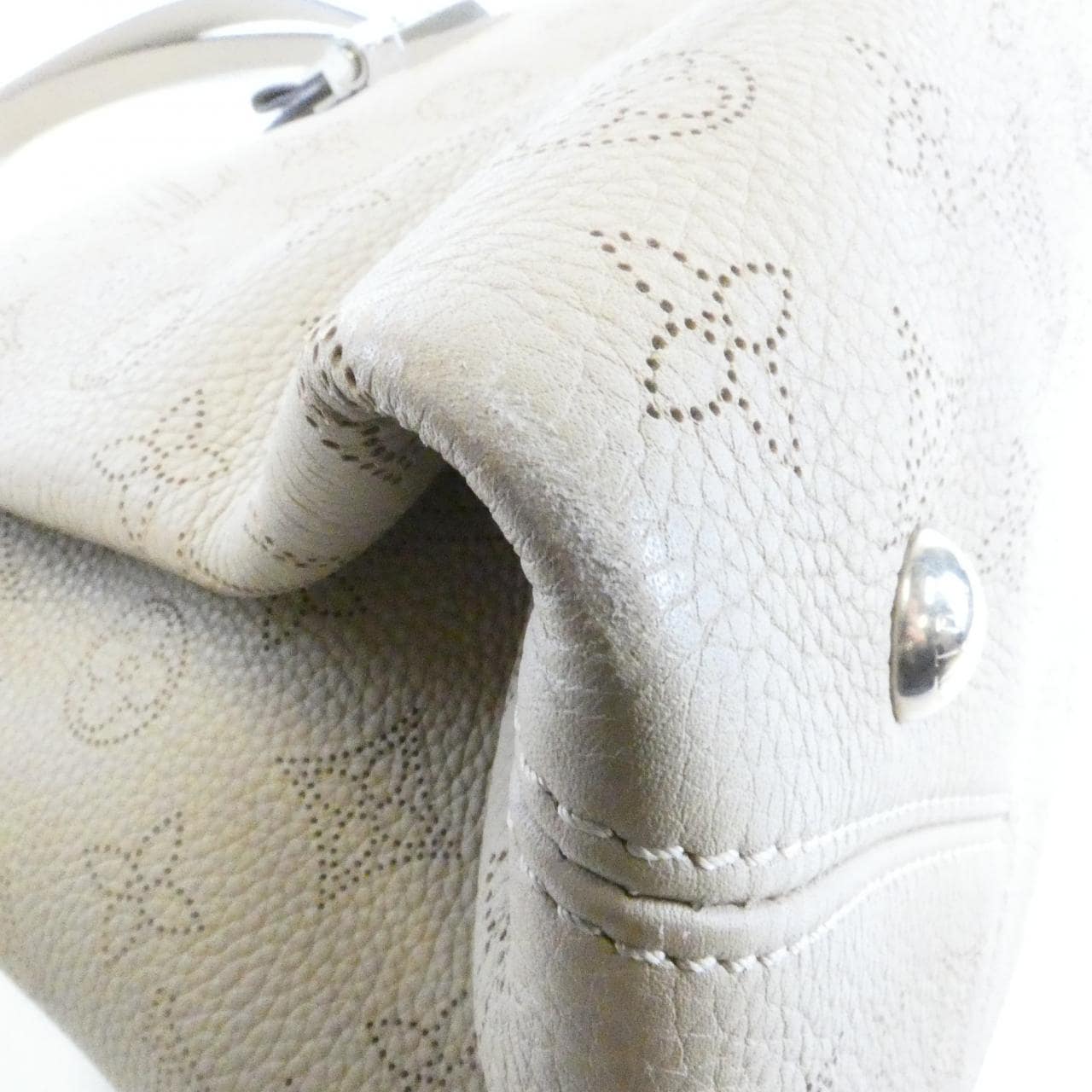 ルイヴィトン マヒナ セーヴル M41791 ショルダーバッグ