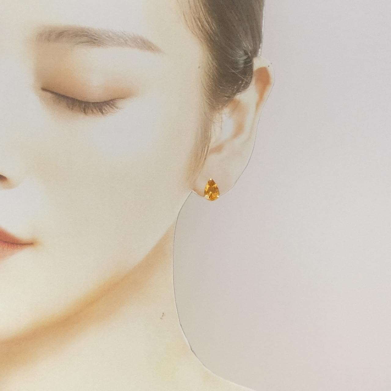 K18YG シトリン ピアス 3.00CT