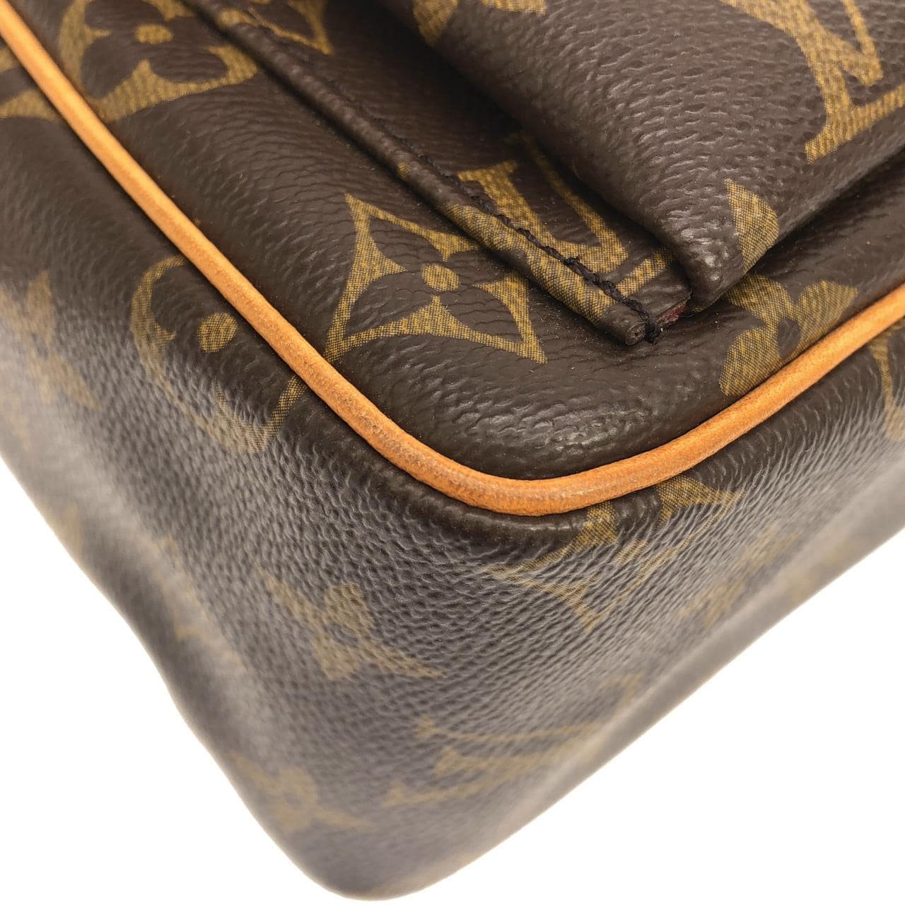 ルイヴィトン モノグラム ヴィバ シテ PM M51165 ショルダーバッグ