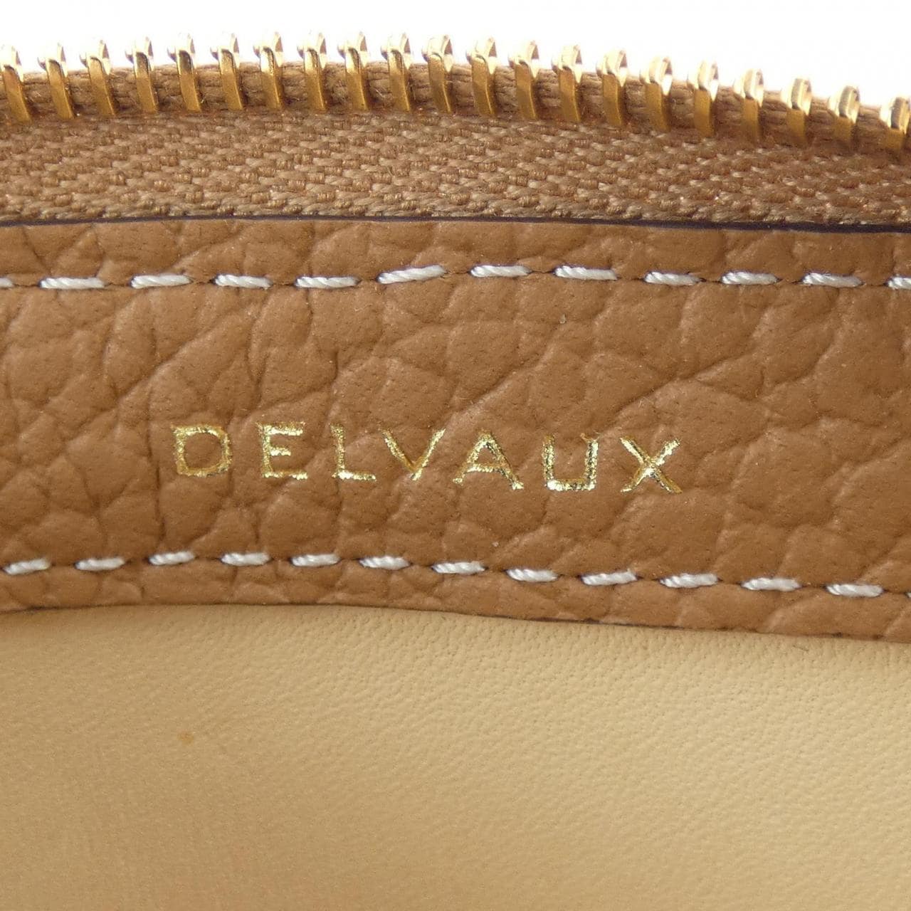 デルボー DELVAUX PIN D MULTIFONCTIONS AB0672ATT COIN CASE