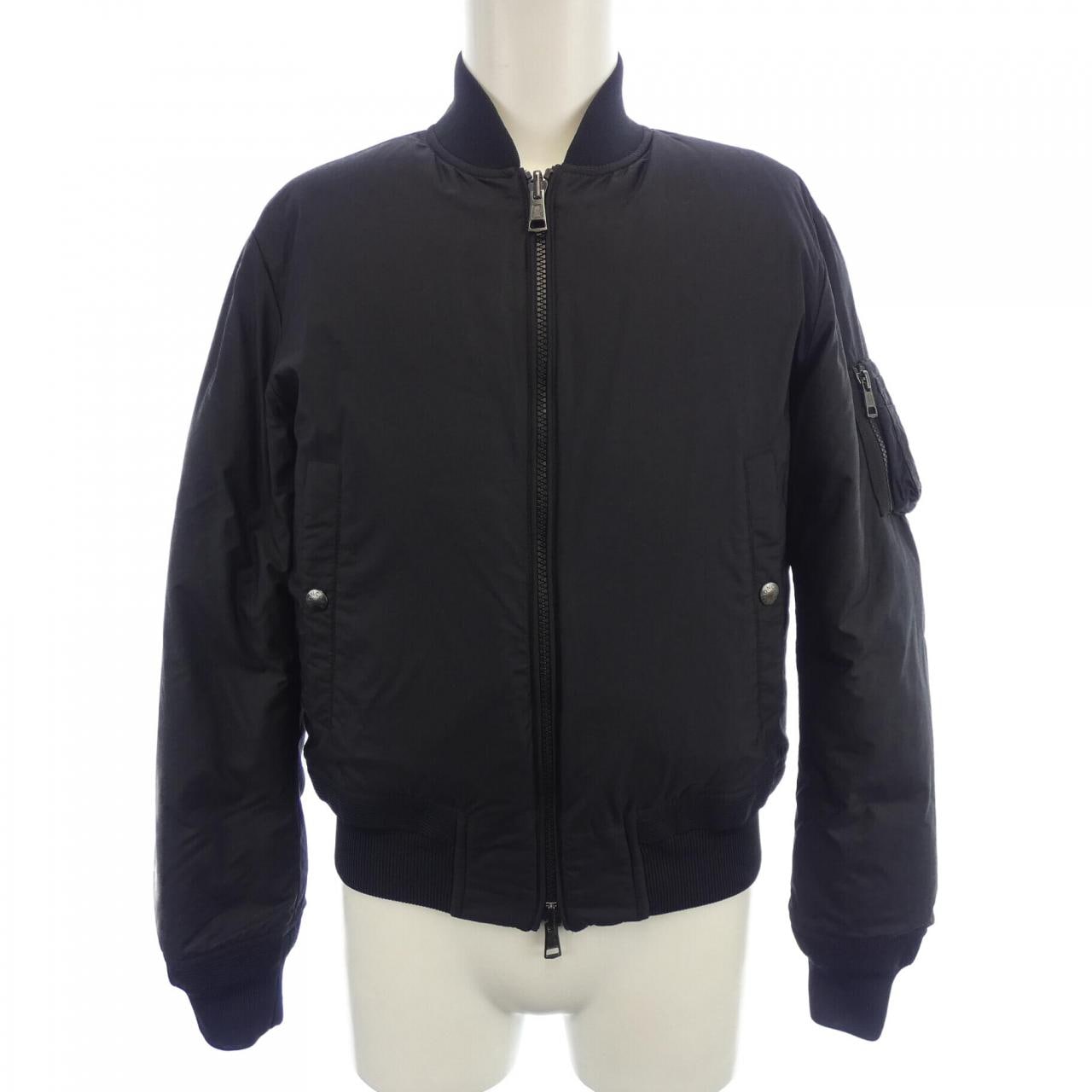 モンクレール MONCLER ダウンジャケット