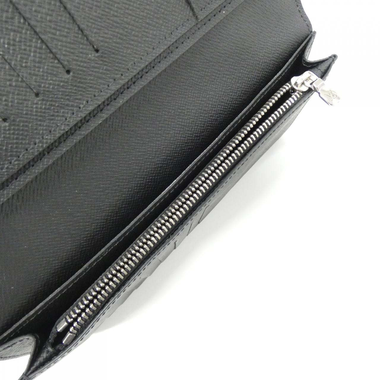 ルイヴィトン タイガ ポルトフォイユ ブラザ M30285 財布
