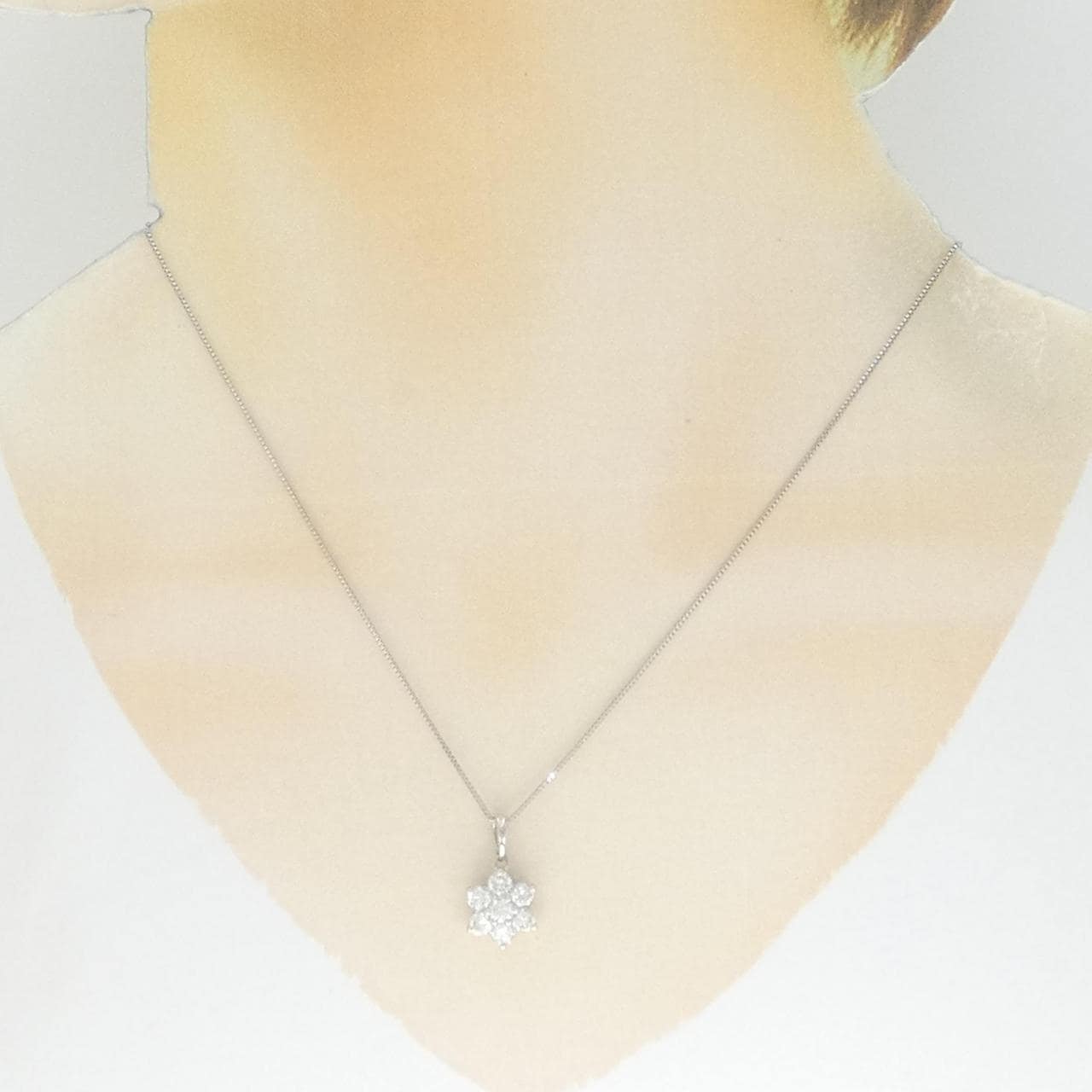 PT900/PT850 フラワー ダイヤモンド ネックレス 1.03CT