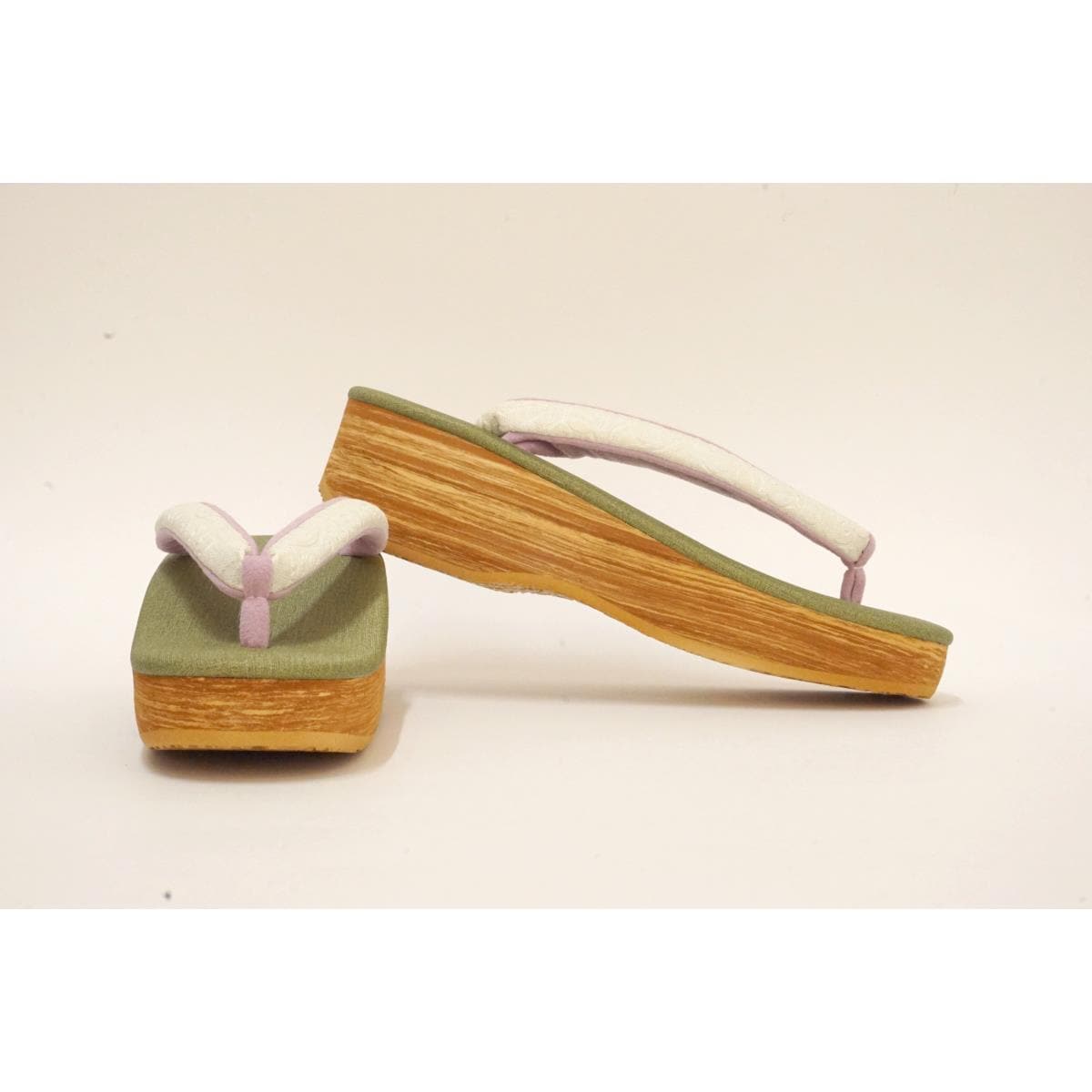 【新品】女草履　Ｌサイズ【カレンブロッソ】