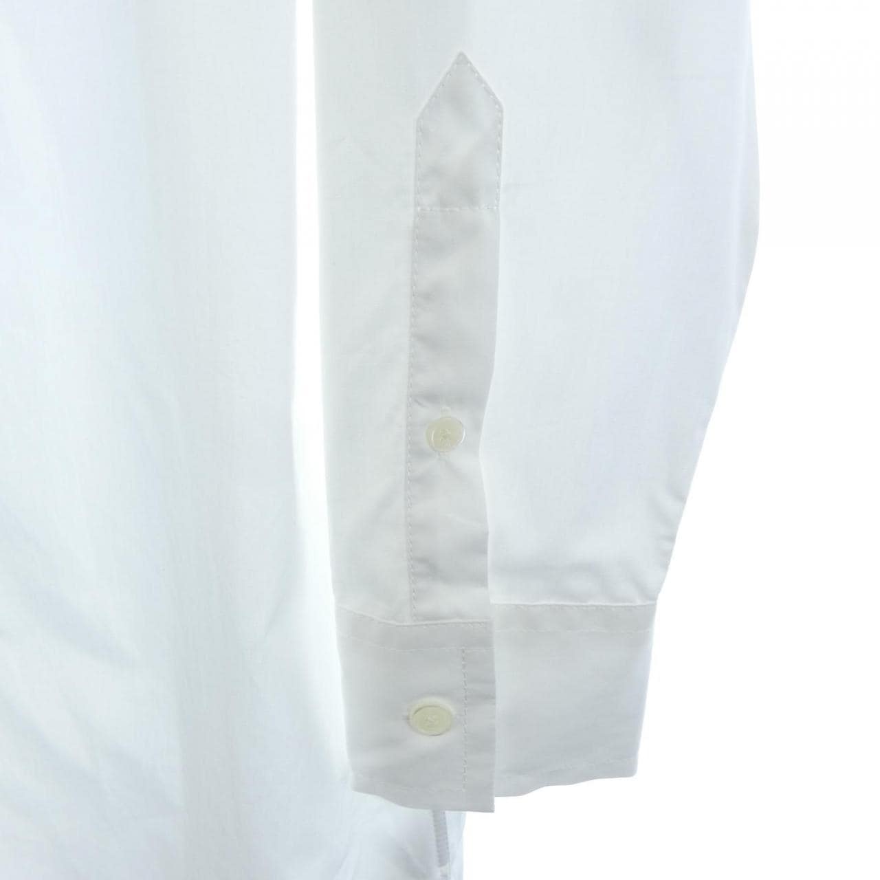 アミ AMI UDR663 CO0063 シャツ