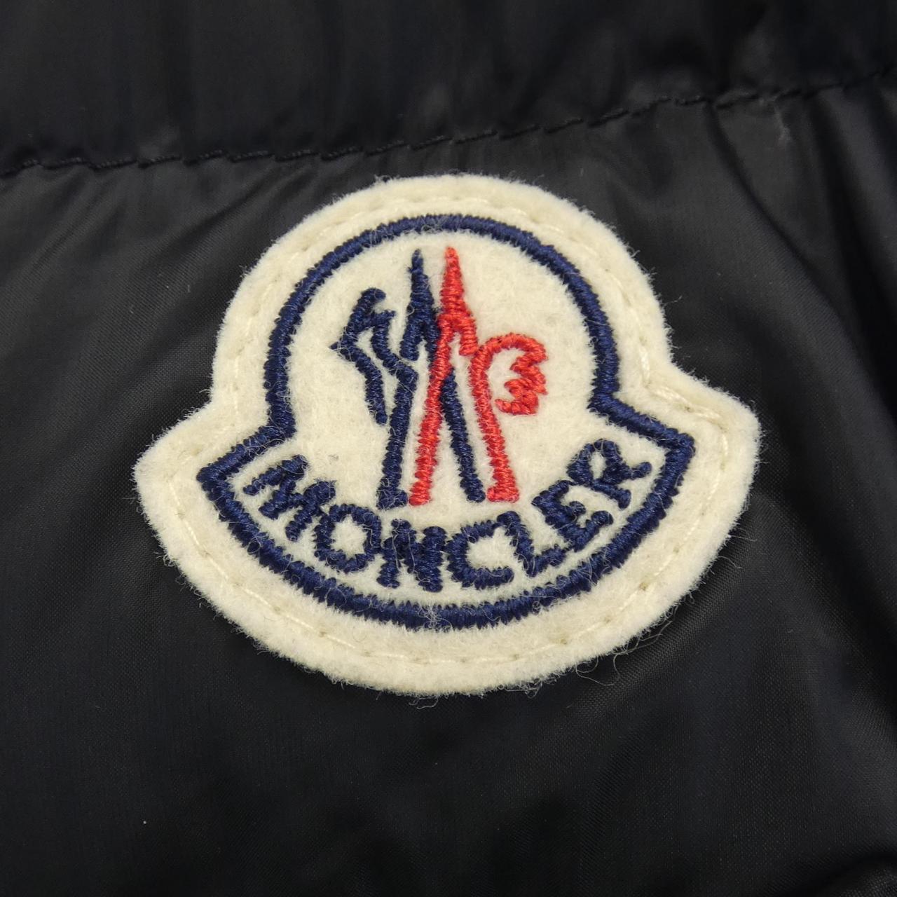 モンクレール MONCLER ダウンジャケット
