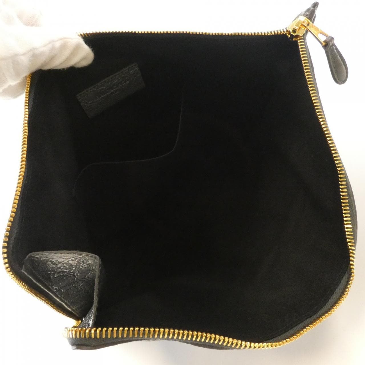 バレンシアガ GIANT POUCH ARENA 370994 D940G バッグ