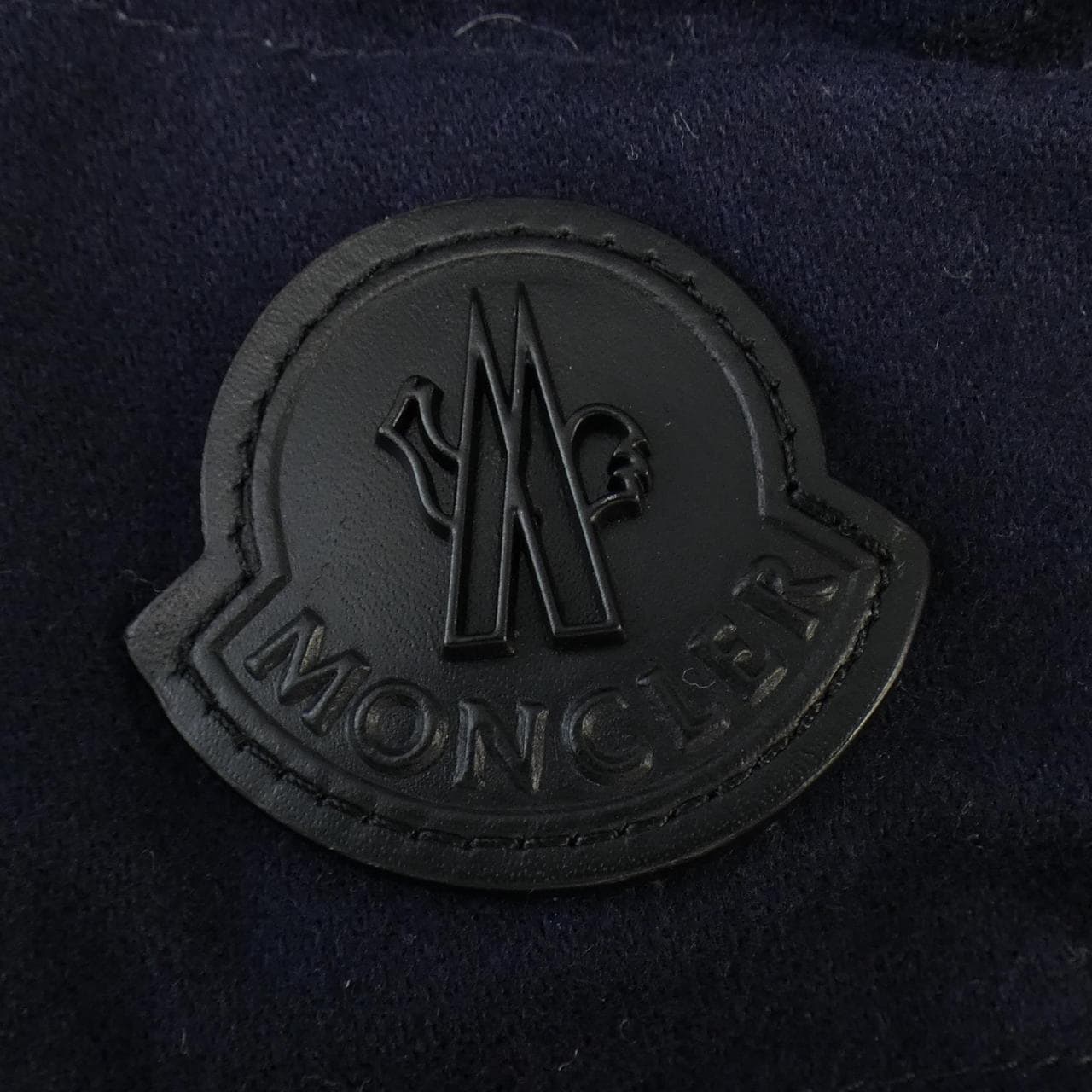 モンクレール MONCLER ダウンジャケット