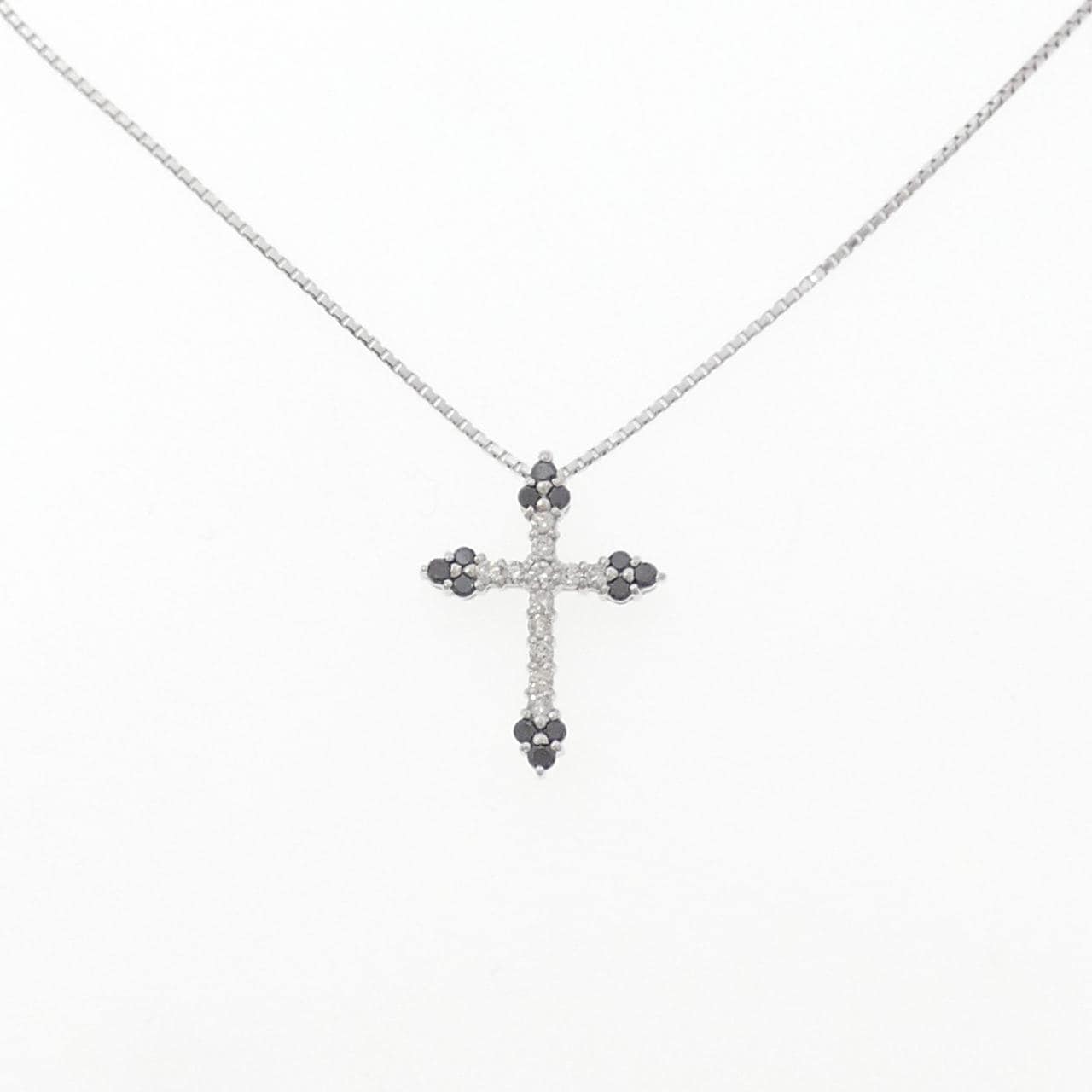 K18WG クロス ダイヤモンド ネックレス 0.26CT