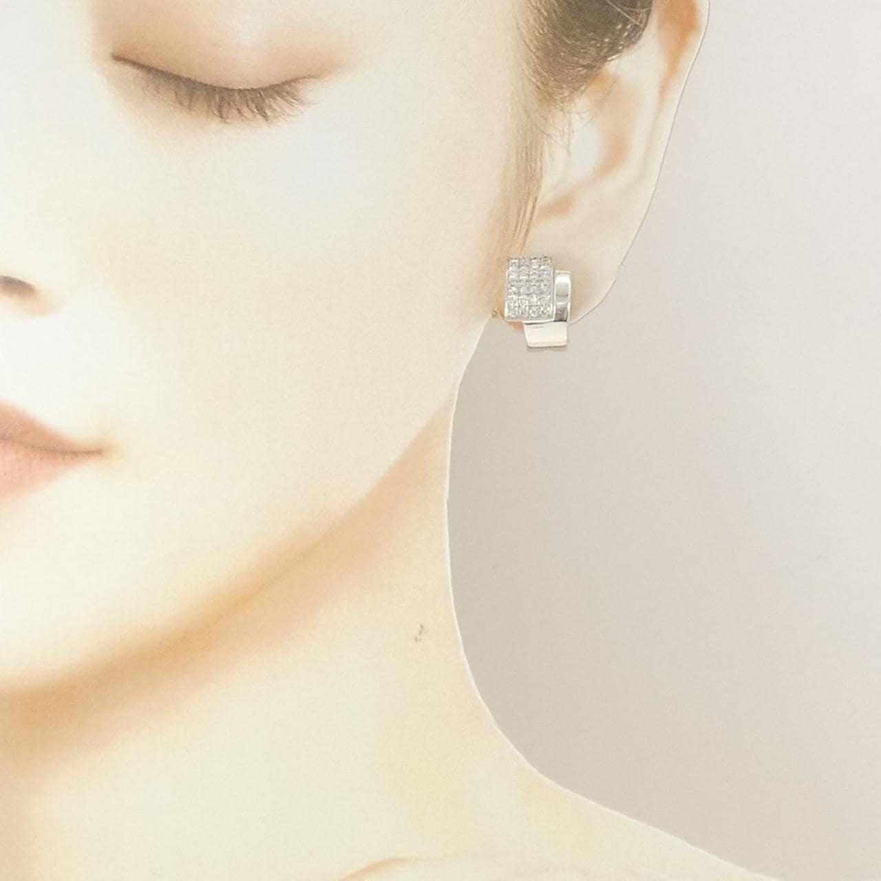 K18WG パヴェ ダイヤモンド ピアス/イヤリング 1.08CT