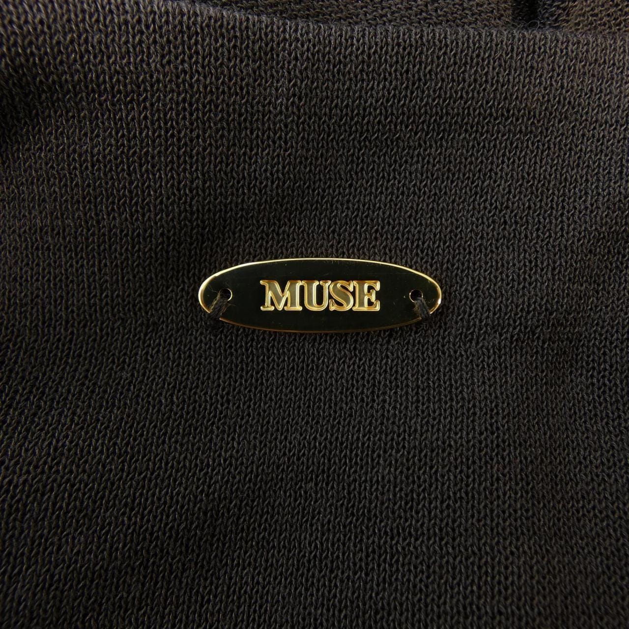 ドゥーズィエムクラス DEUXIEME CLASSE カーディガン