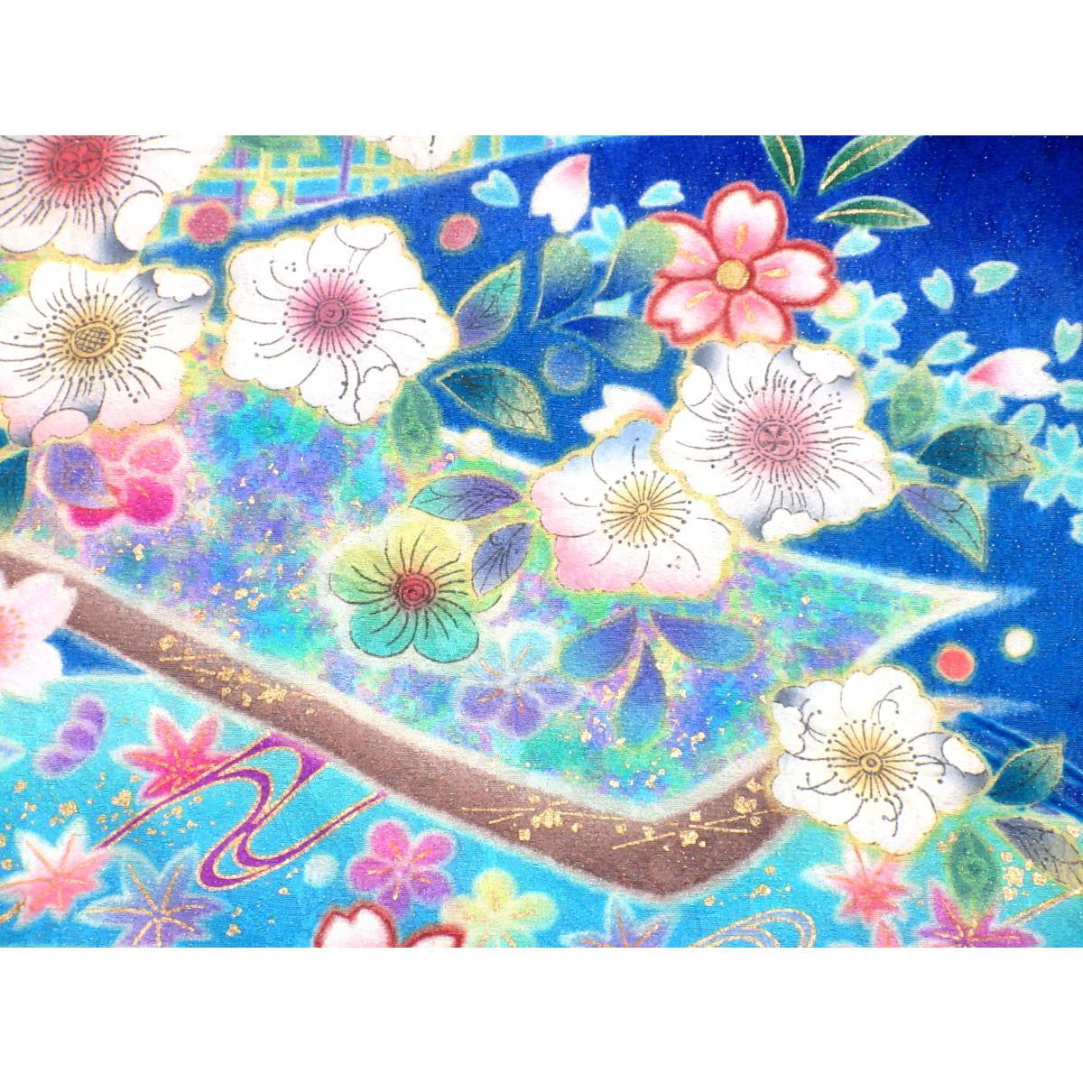 振袖　銀通しボカシ染　友禅金彩加工　刺繍入り