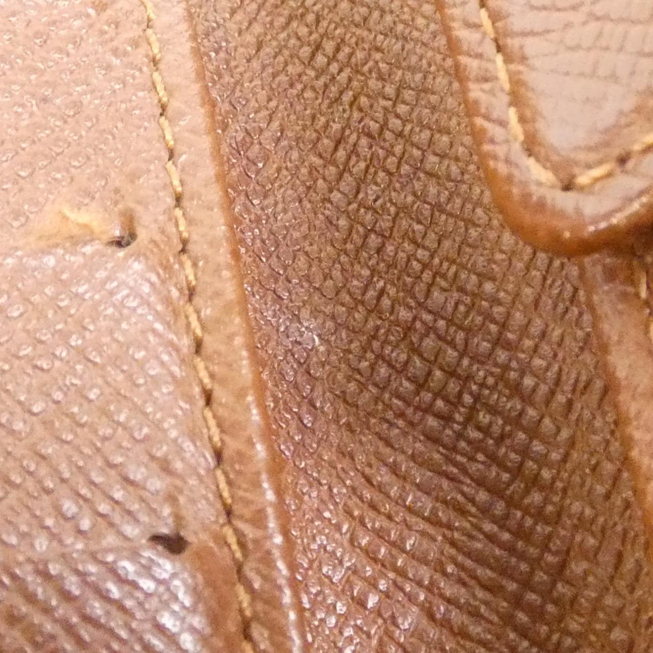 ルイヴィトン モノグラム ポルト ビエ カルト クレディ モネ M61666 財布