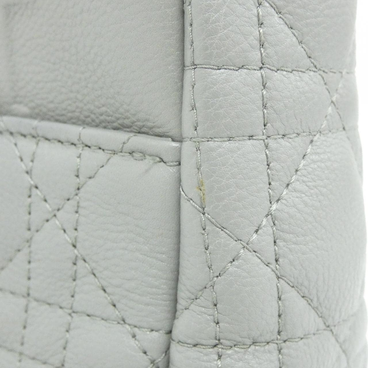 Christian DIOR DIOR Caro 中号 M9242UWHC 单肩包